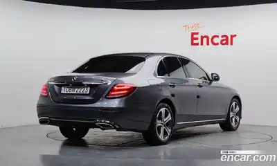 Mercedes-Benz E-Class 2017 2.0 Автомат в Москве № 161192, миниатюра 2