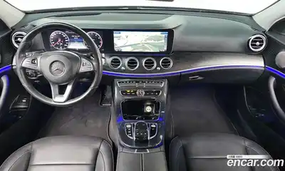 Mercedes-Benz E-Class 2017 2.0 Автомат в Москве № 161192, миниатюра 7