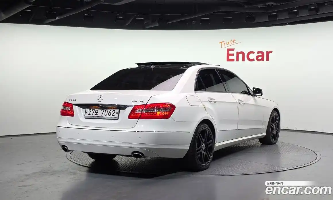Mercedes-Benz E-Class 2010 3.5 Автомат в Москве № 161539, фото 14