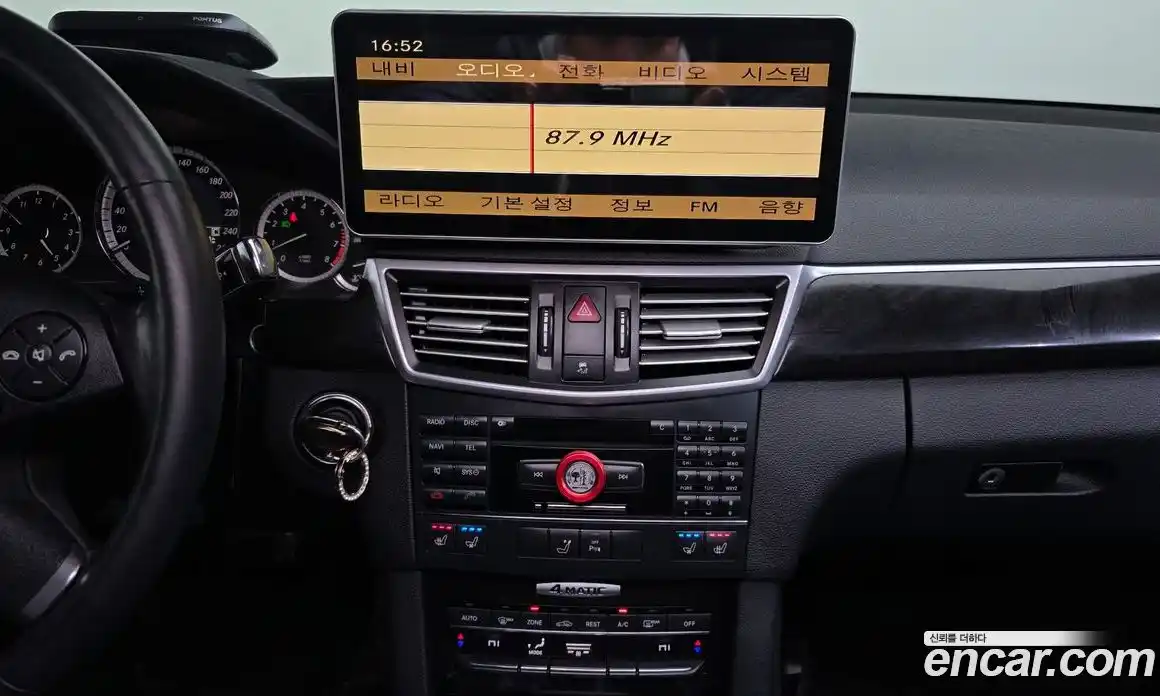 Mercedes-Benz E-Class 2010 3.5 Автомат в Москве № 161539, фото 10