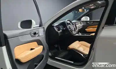 Volvo XC60, 2021
