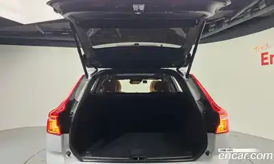 Volvo XC60 2020 2.0 Автомат в Москве № 164492, миниатюра 11