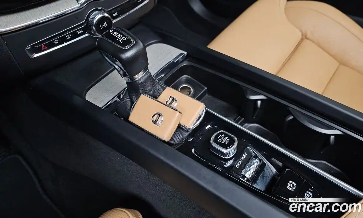 Volvo XC60 2020 2.0 Автомат в Москве № 164492, фото 16