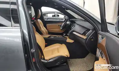 Volvo XC90 2018 2.0 Автомат в Москве № 164598, миниатюра 11