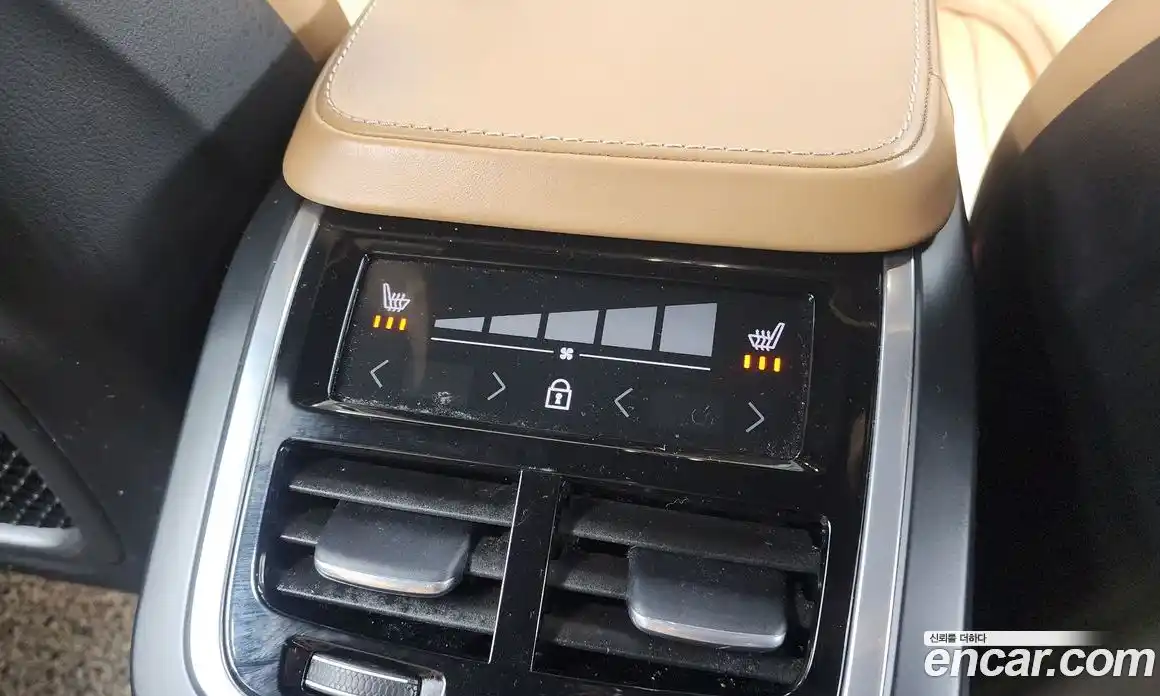 Volvo XC90 2018 2.0 Автомат в Москве № 164598, фото 19