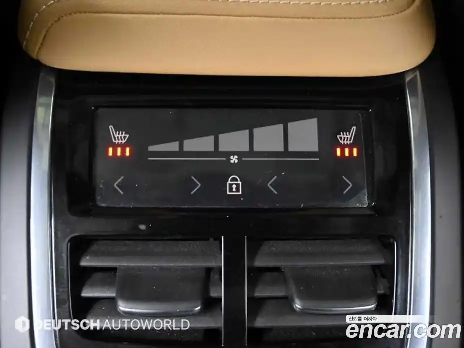 Volvo V60 2023 2.0 Автомат в Москве № 164786, фото 16