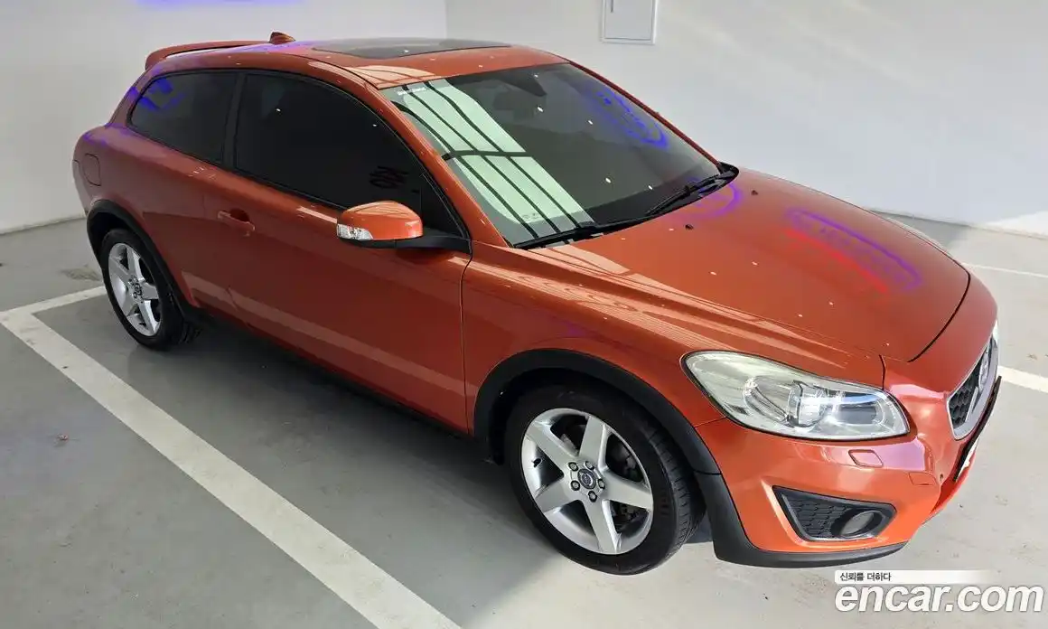 Volvo C30 2011 2.0 Автомат в Москве № 164872, фото 1