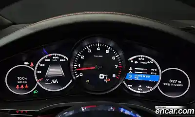 Porsche Cayenne 2023 3.0 Автомат в Москве № 165048, миниатюра 8