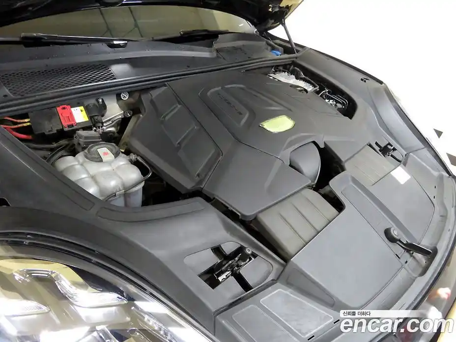 Porsche Cayenne 2019 3.0 Автомат в Москве № 165909, фото 18