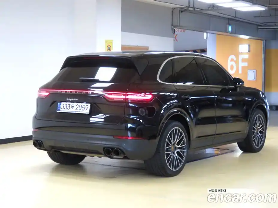 Porsche Cayenne 2019 3.0 Автомат в Москве № 165909, фото 3