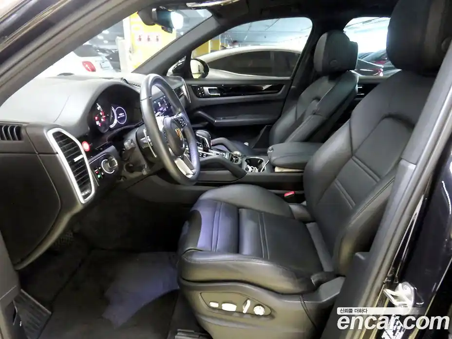 Porsche Cayenne 2019 3.0 Автомат в Москве № 165909, фото 5