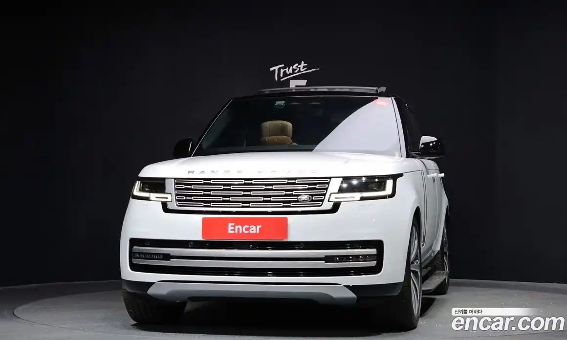 Land Rover Range-Rover 2024 4.4 Автомат в Москве № 165951, фото 3