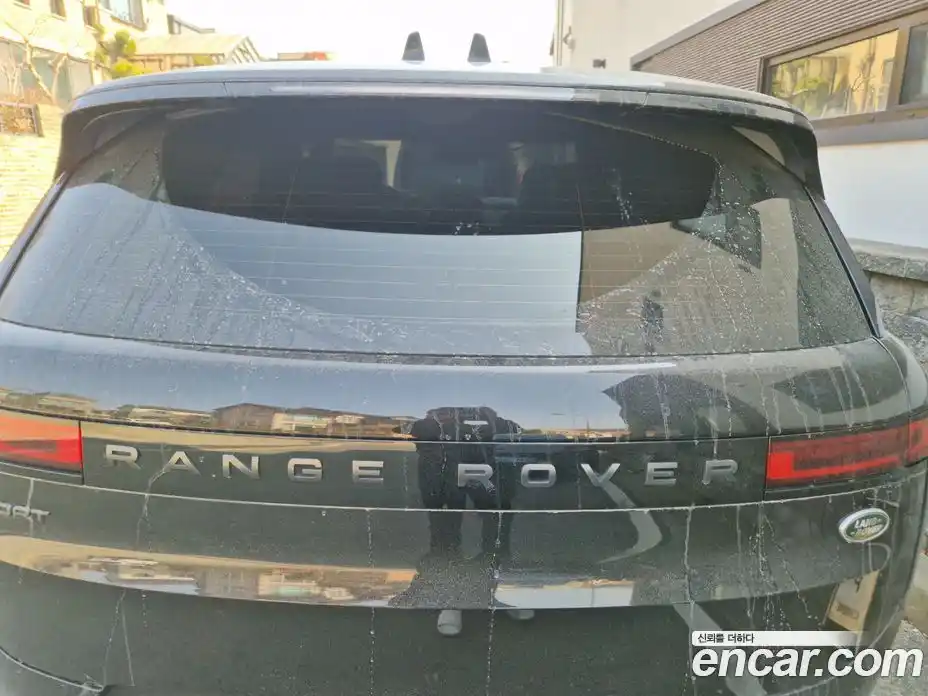 Land Rover Range-Rover Sport 2023 3.0 Автомат в Москве № 166728, фото 4