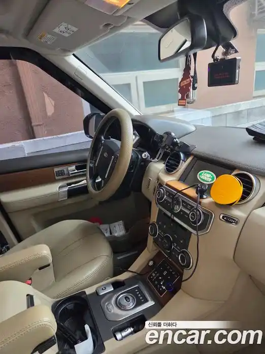 Land Rover Discovery 2016 3.0 Автомат в Москве № 166781, фото 4