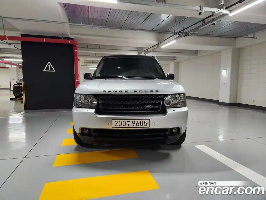 Land Rover Range-Rover 2004 4.4 Автомат в Москве № 166881, фото 3