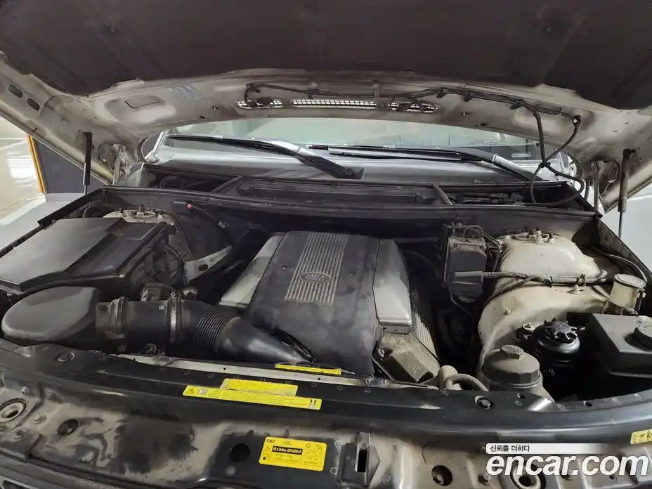 Land Rover Range-Rover 2004 4.4 Автомат в Москве № 166881, фото 6