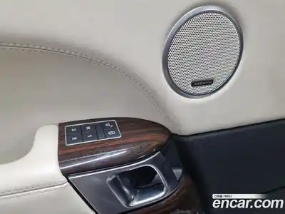 Land Rover Range-Rover 2016 4.4 Автомат в Москве № 166907, миниатюра 2