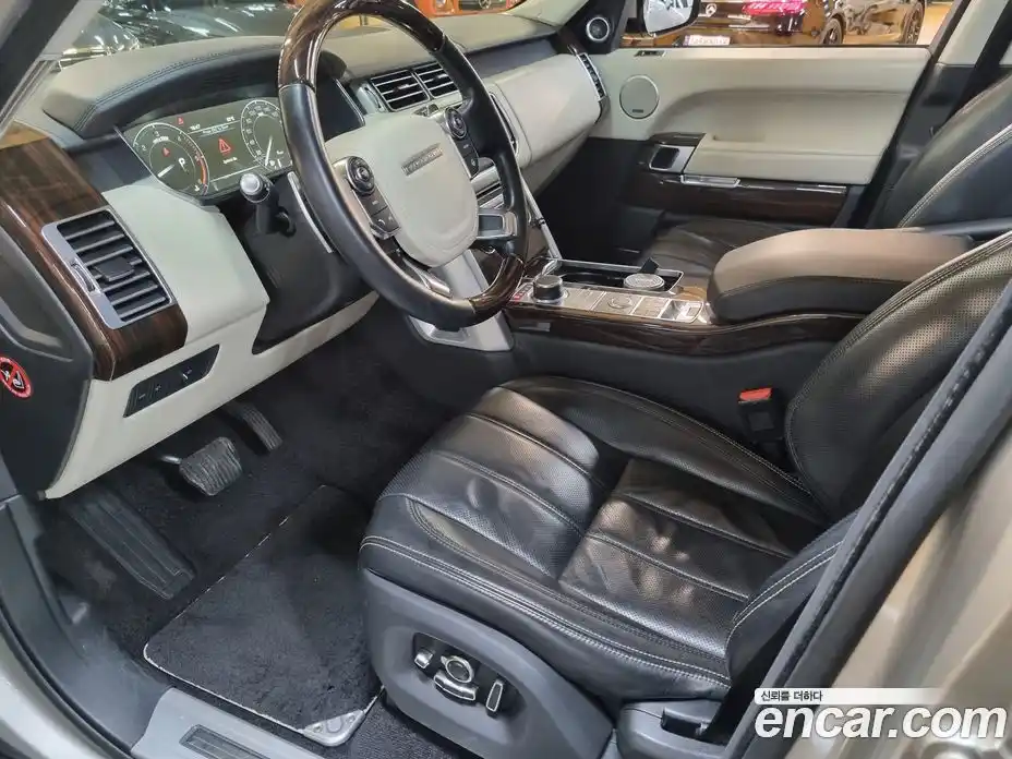 Land Rover Range-Rover 2016 4.4 Автомат в Москве № 166907, фото 7