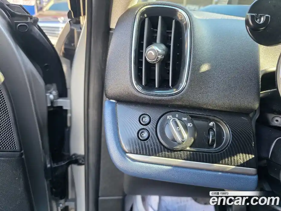 Mini Countryman 2023 2.0 Автомат в Москве № 167444, фото 17