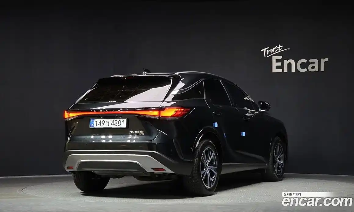 Lexus RX 2025 2.5 Автомат в Москве № 167996, фото 4