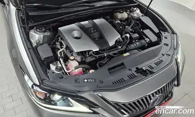 Lexus ES 2020 2.5 Автомат в Москве № 168148, миниатюра 4