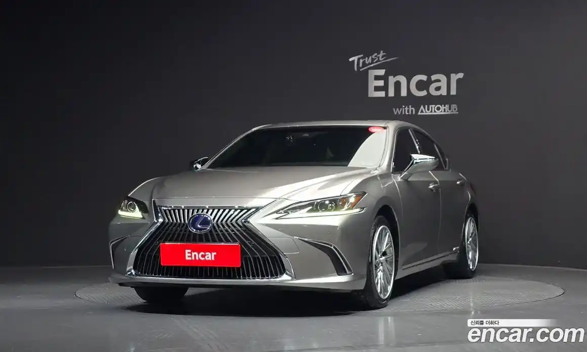 Lexus ES 2020 2.5 Автомат в Москве № 168148, фото 5