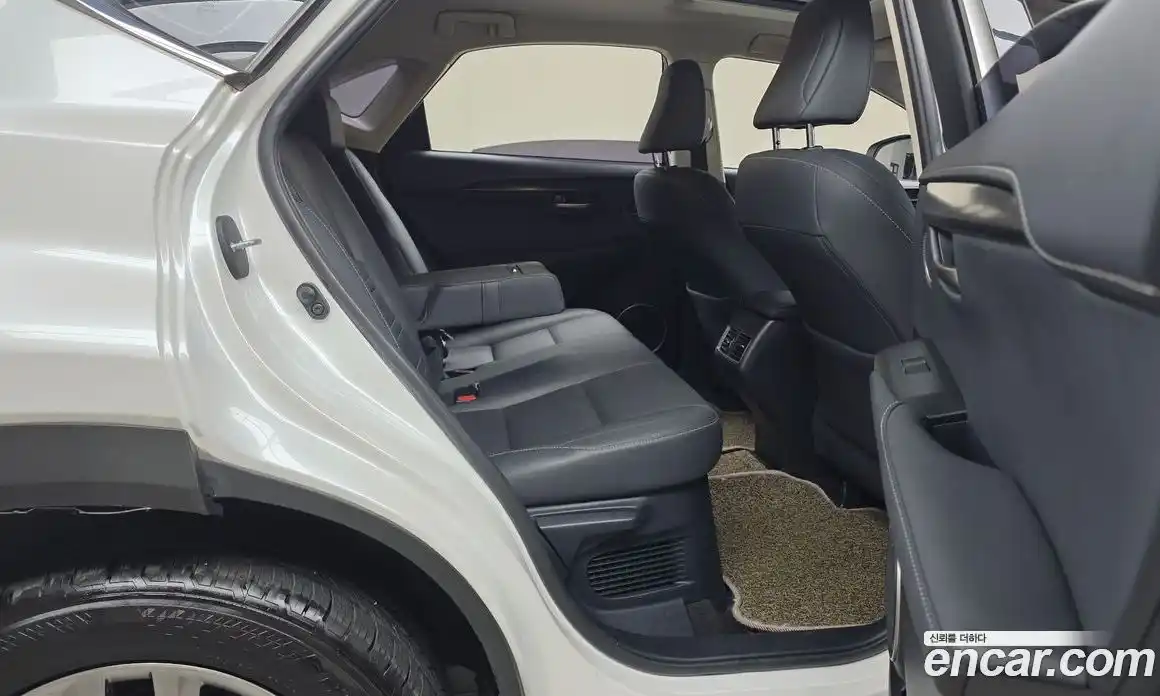 Lexus NX 2017 2.5 Автомат в Москве № 168238, фото 12