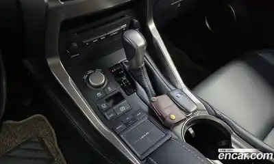 Lexus NX 2017 2.5 Автомат в Москве № 168238, миниатюра 4