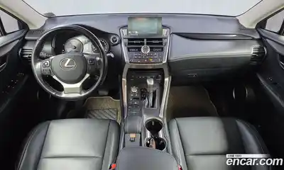 Lexus NX 2017 2.5 Автомат в Москве № 168238, миниатюра 5