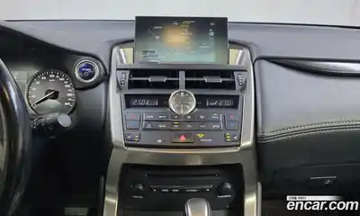 Lexus NX 2017 2.5 Автомат в Москве № 168238, миниатюра 6