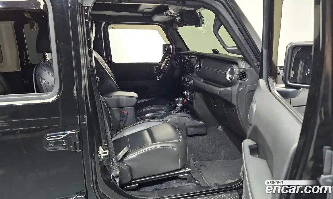 Jeep Wrangler 2021 2.0 Автомат в Москве № 169569, фото 10