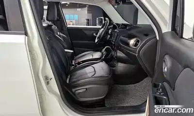 Jeep Renegade 2016 2.4 Автомат в Москве № 169679, миниатюра 11