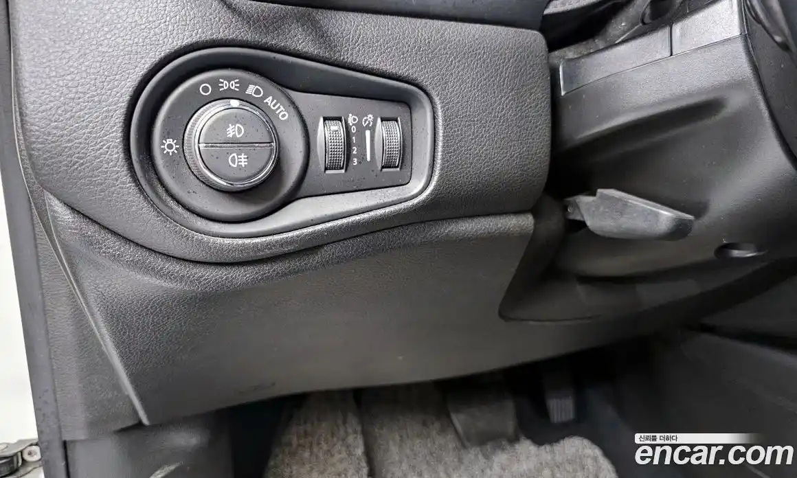 Jeep Renegade 2016 2.4 Автомат в Москве № 169679, фото 18