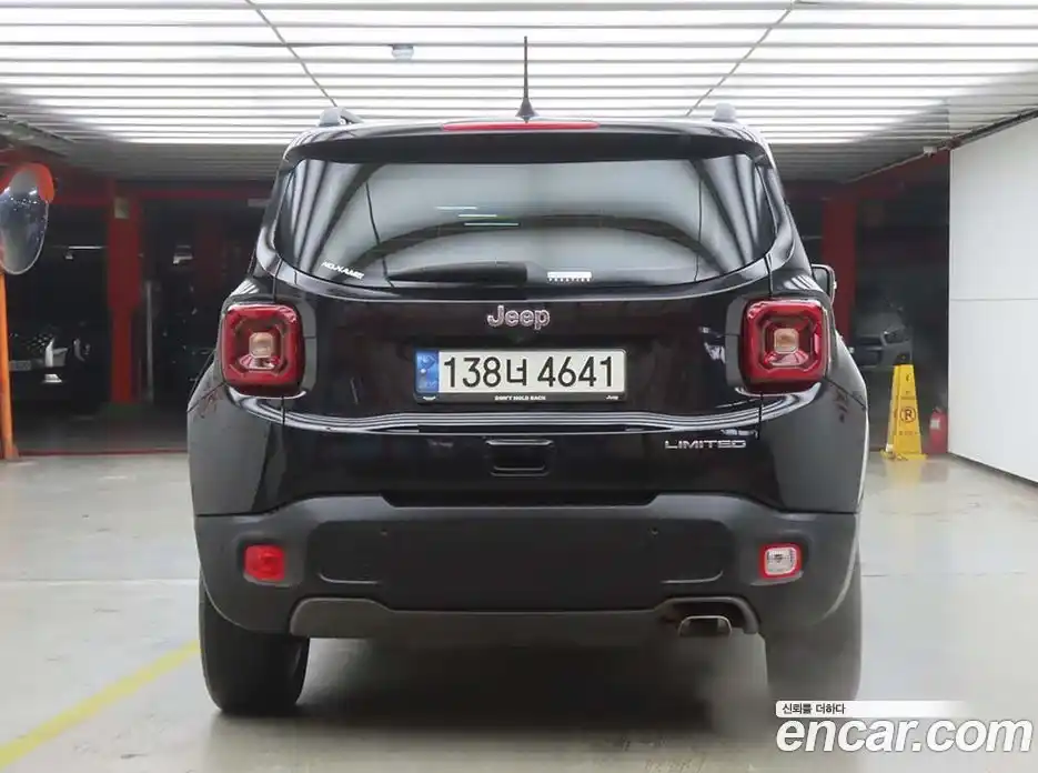 Jeep Renegade 2020 2.4 Автомат в Москве № 170013, фото 3