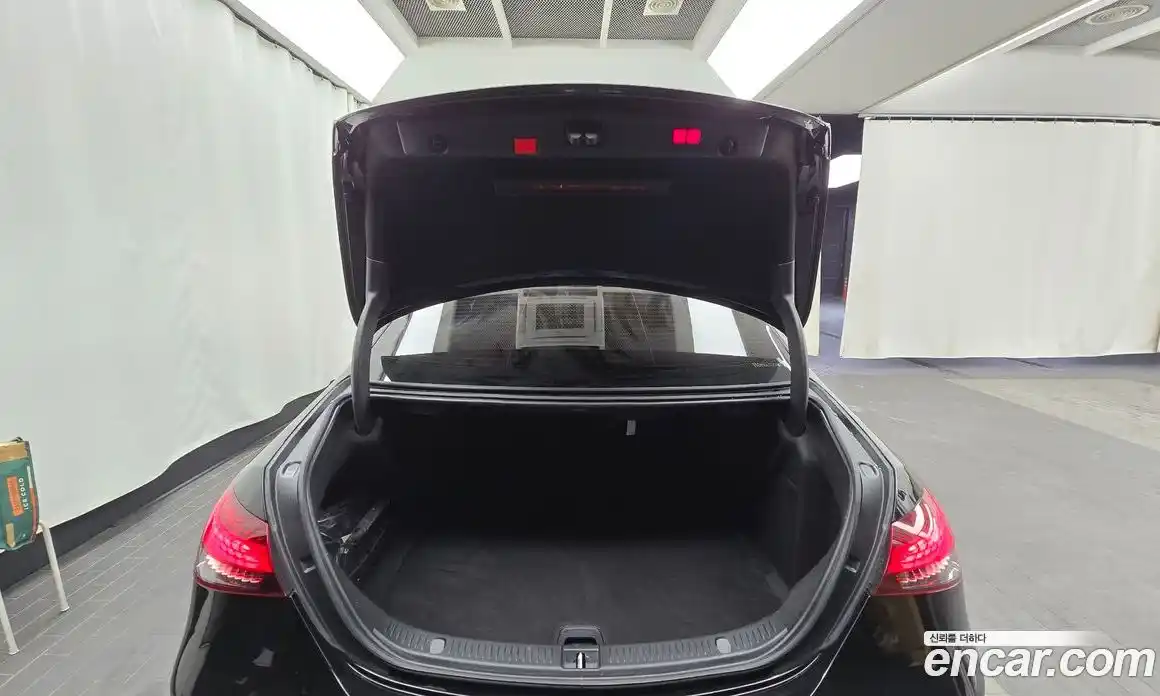 Mercedes-Benz E-Class 2021 2.0 Автомат в Москве № 175477, фото 17