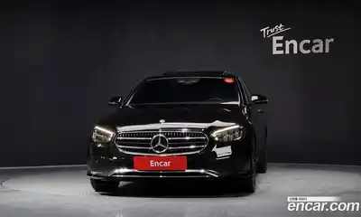 Mercedes-Benz E-Class 2021 2.0 Автомат в Москве № 175477, миниатюра 3