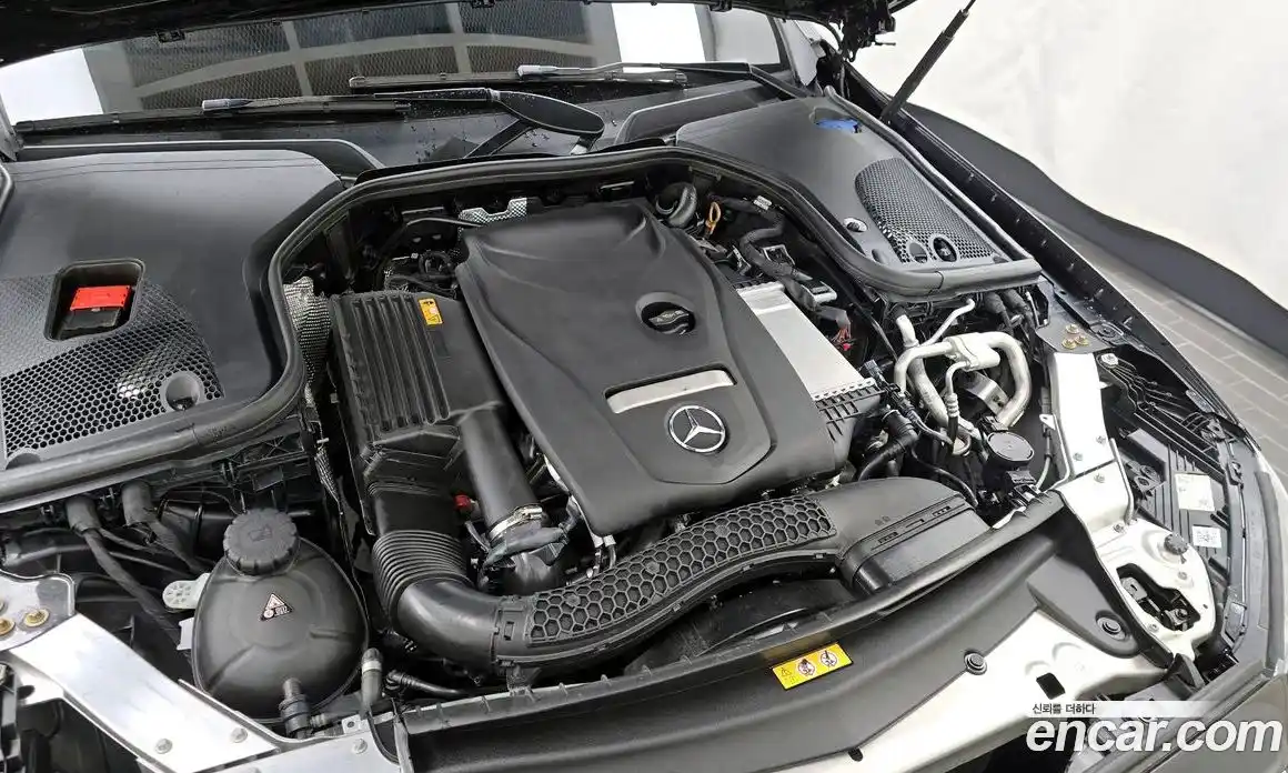 Mercedes-Benz E-Class 2021 2.0 Автомат в Москве № 175477, фото 6