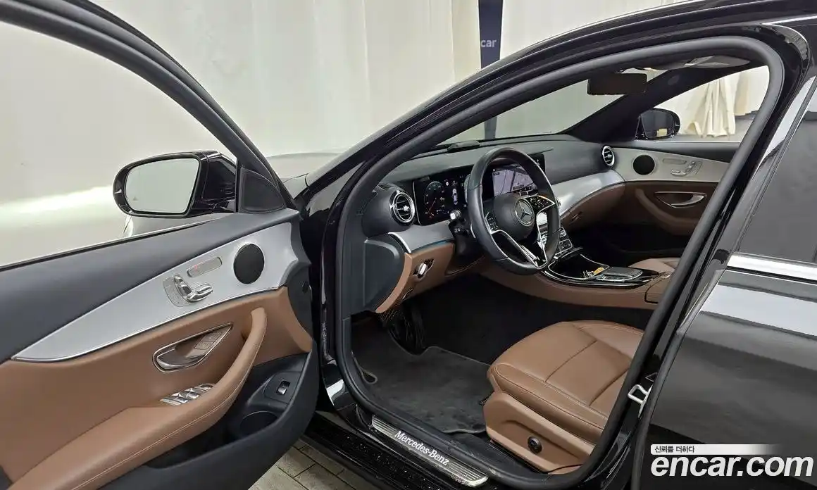 Mercedes-Benz E-Class 2021 2.0 Автомат в Москве № 175477, фото 10