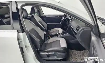Volkswagen Jetta, 2015