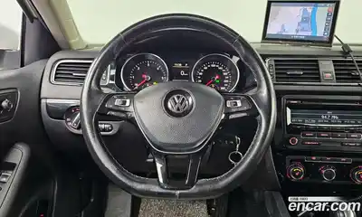 Volkswagen Jetta 2015 2.0 Автомат в Москве № 178509, миниатюра 12