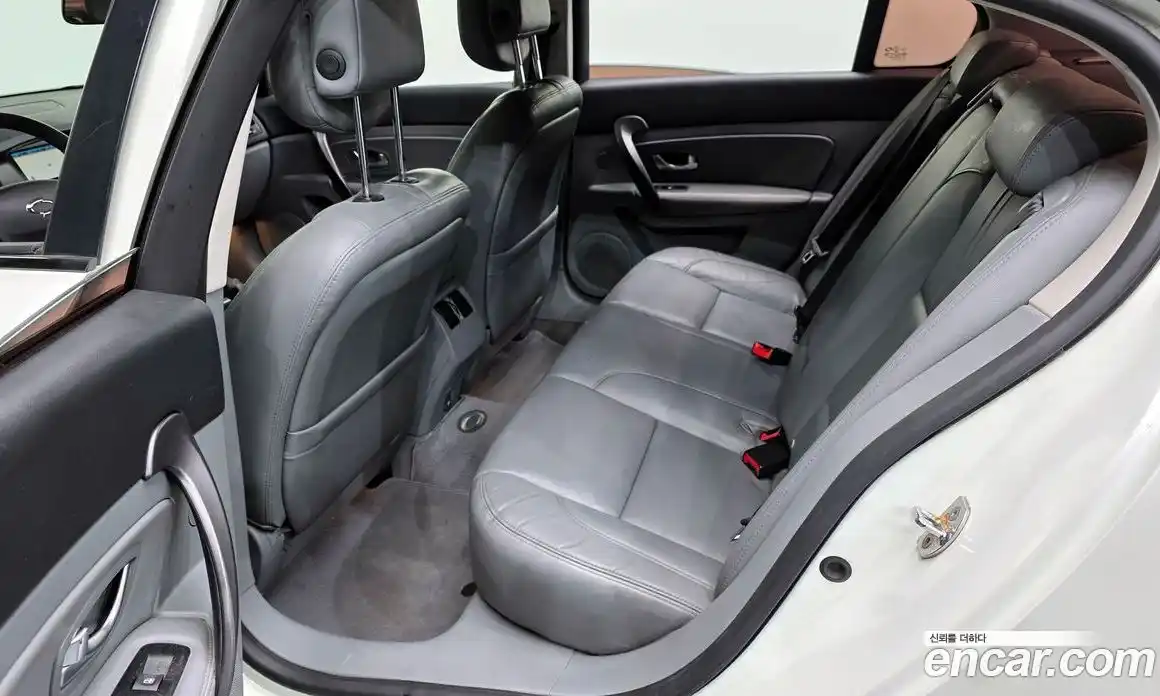 Renault SM5 2010 2.0 Автомат в Москве № 178948, фото 17