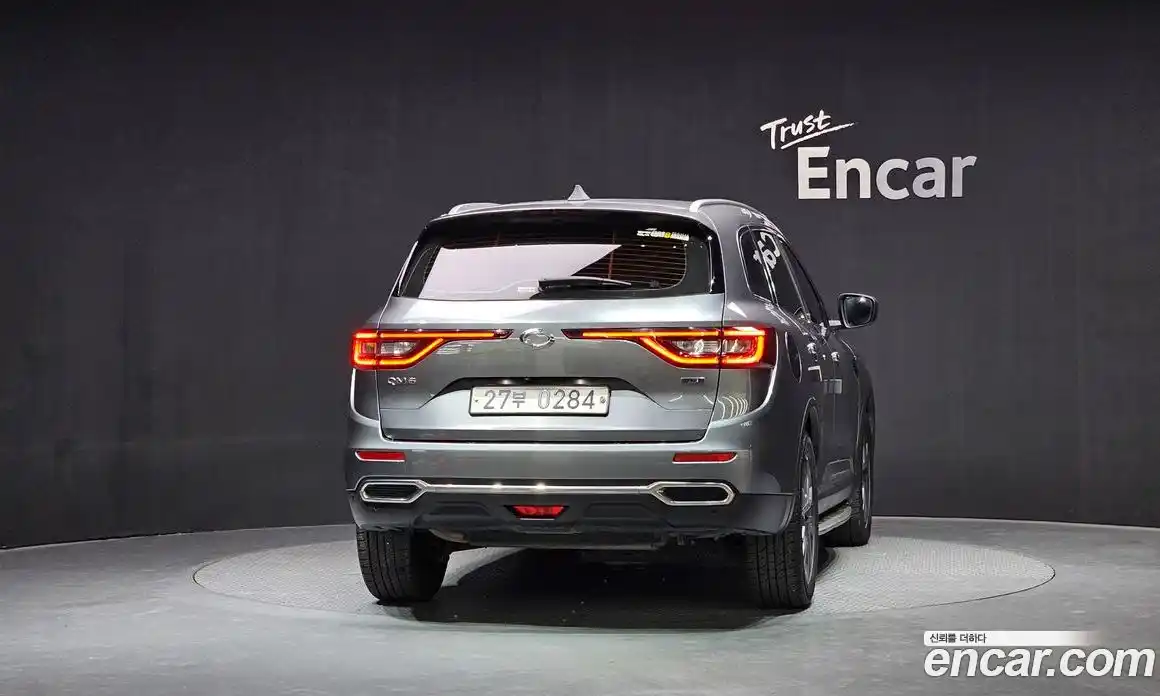 Renault QM6 2017 2.0 Автомат в Москве № 182745, фото 7