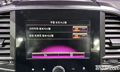 Renault QM6 2017 2.0 Автомат в Москве № 182745, миниатюра 8