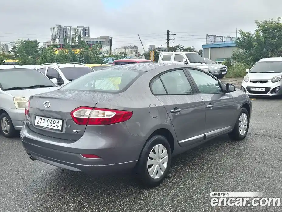 Renault SM3 2016 1.6 Автомат в Москве № 185620, фото 3