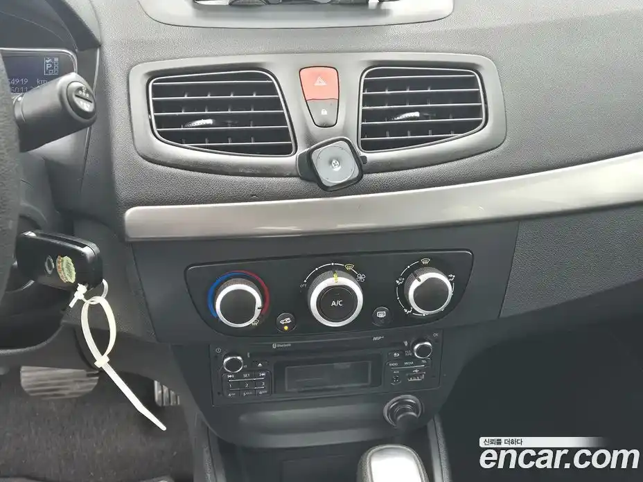 Renault SM3 2016 1.6 Автомат в Москве № 185620, фото 6