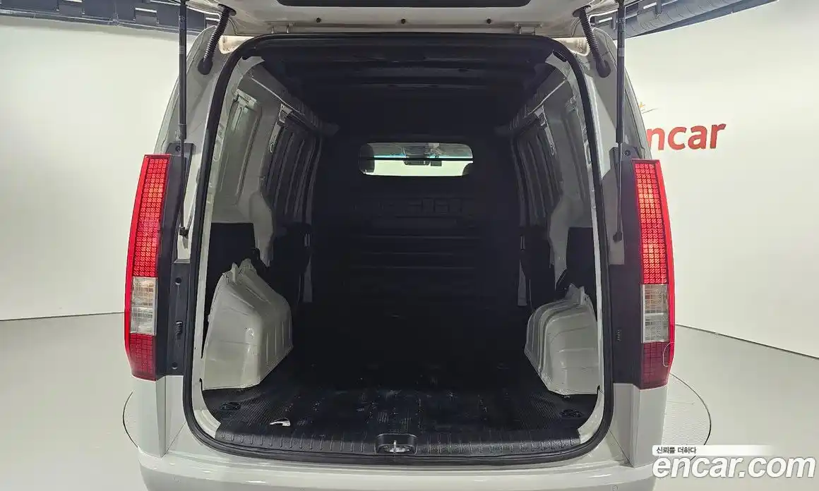 Hyundai Staria 2022 2.2 Автомат в Москве № 188217, фото 12