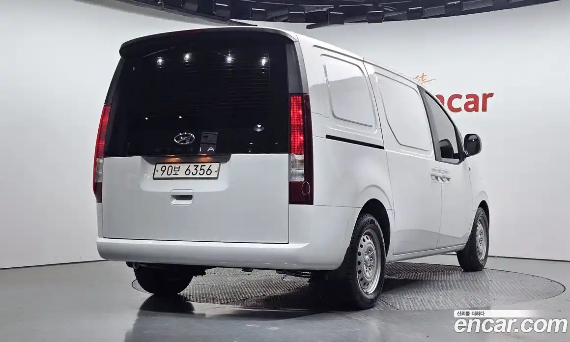 Hyundai Staria 2022 2.2 Автомат в Москве № 188217, фото 19