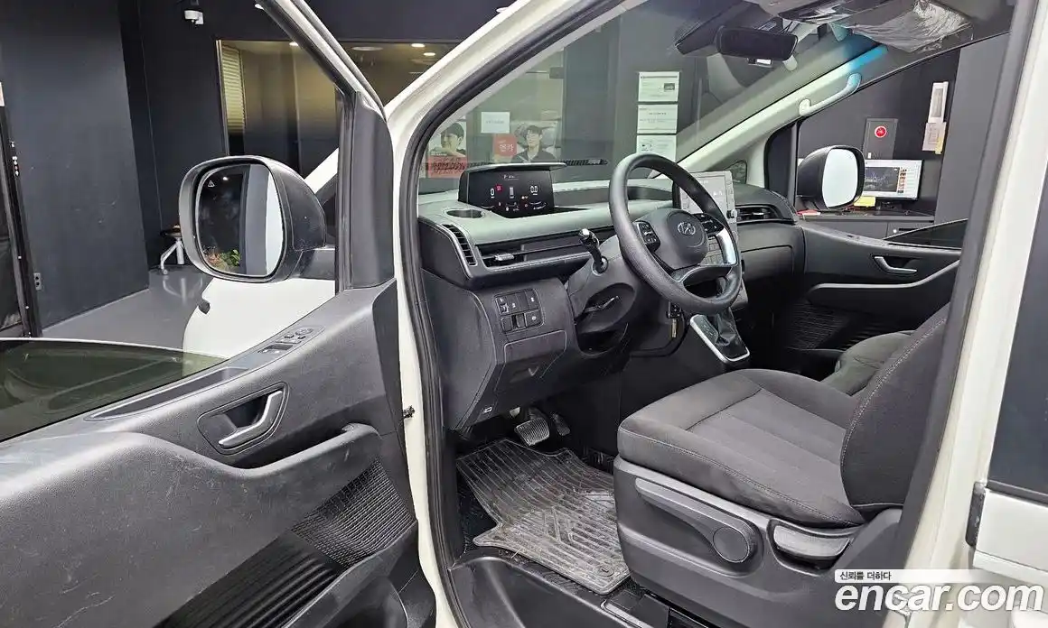 Hyundai Staria 2022 2.2 Автомат в Москве № 188217, фото 20