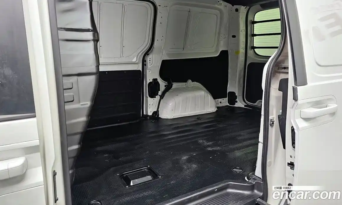 Hyundai Staria 2022 2.2 Автомат в Москве № 188217, фото 5