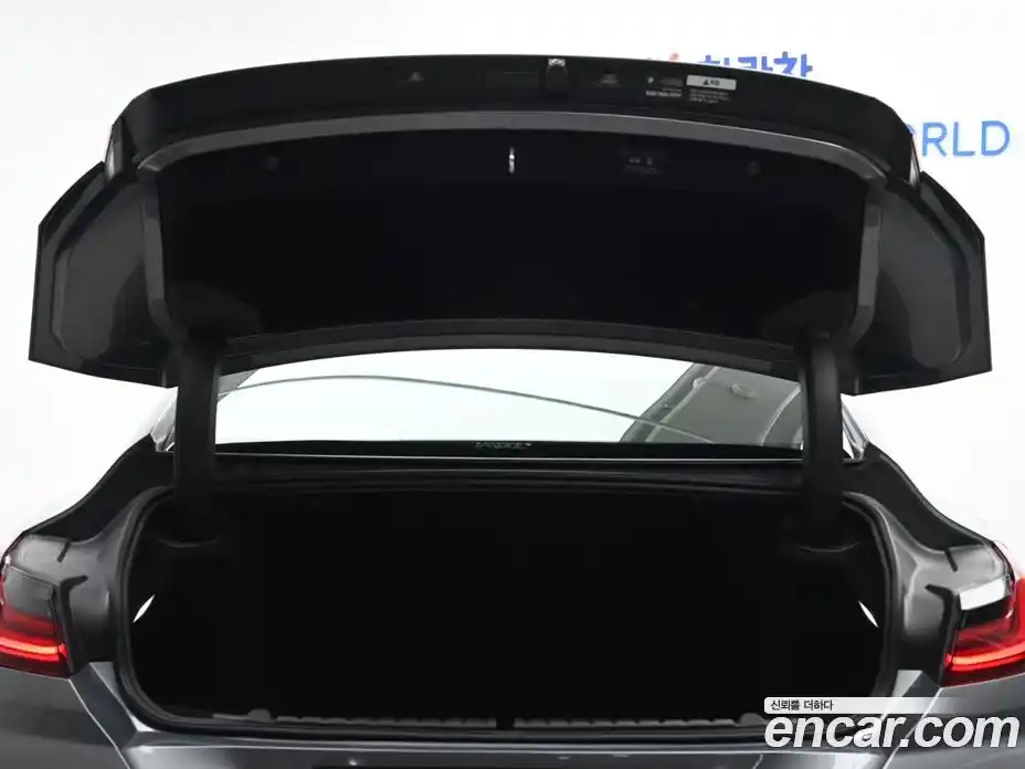 BMW 8-Series 2024 4.4 Автомат в Москве № 188520, фото 20